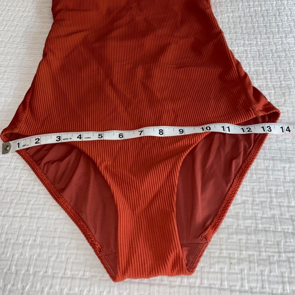 Lululemon Woman’s One Piece Swimsuit, Small, Color Cayenne - Picture 6 of 16